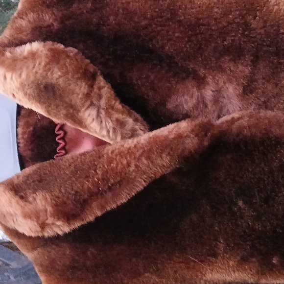 EUC, Vintage Sheered Beaver Fur coat size med/large. LUXURY - Picture 3 of 16